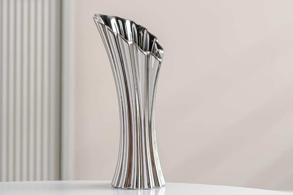 Electroplated Glossy Vase