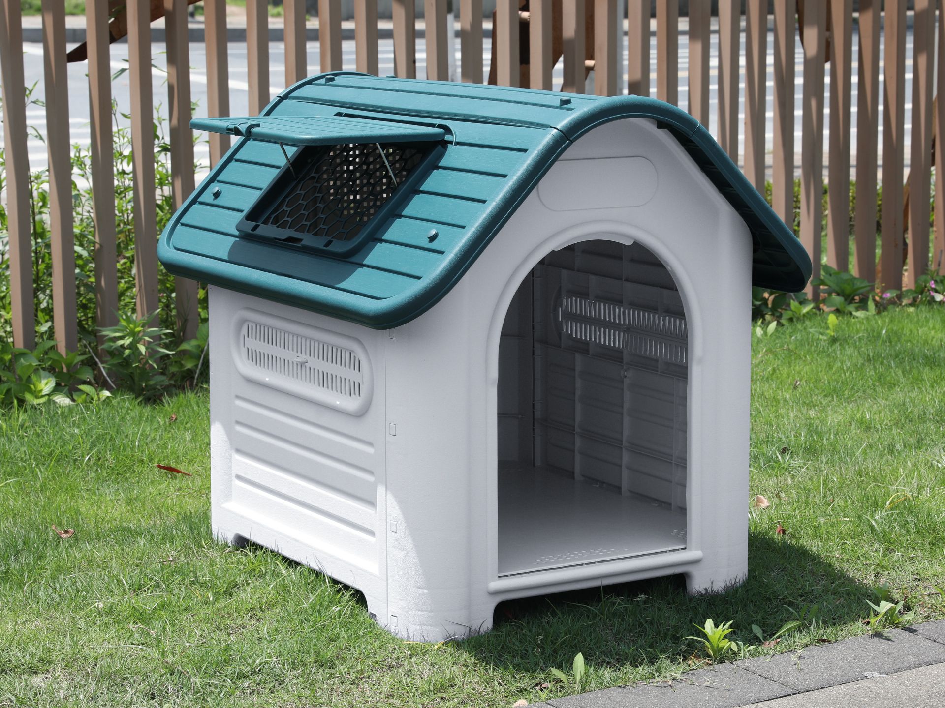 plastic dog house plastic dog house