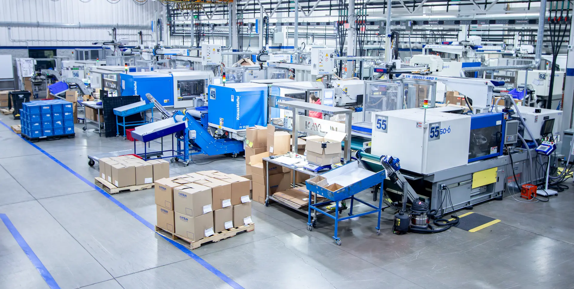 injection molding factory production plant injection molding factory production plant