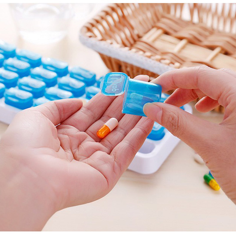 31-Grid Plastic Medicine Box with One Month Single Detachable PP Pill Case