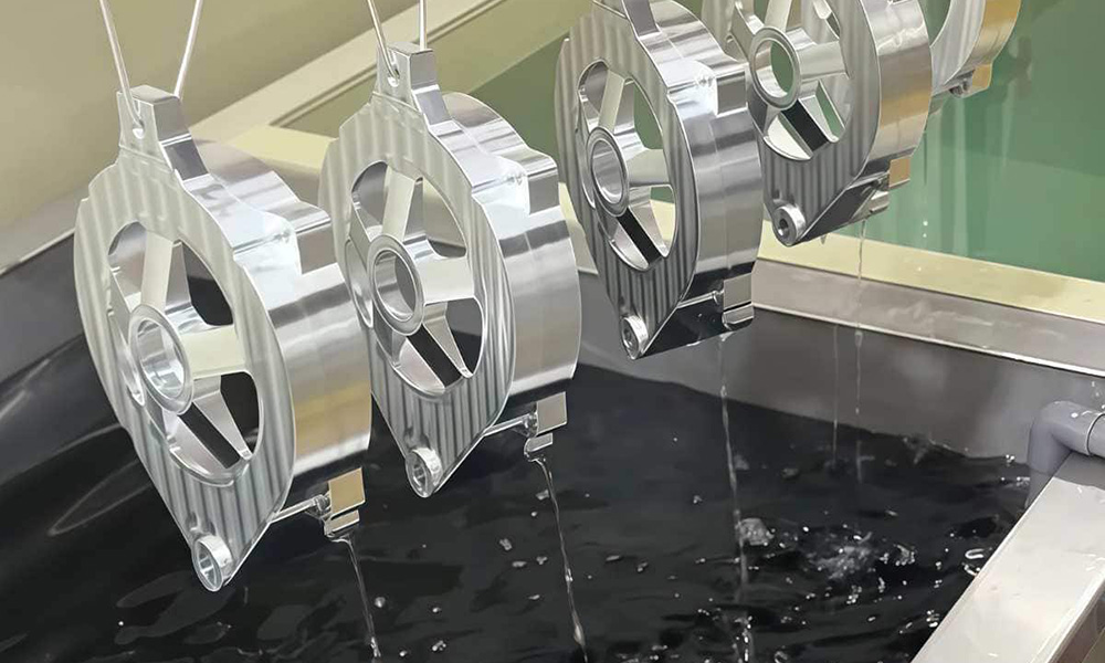 Nitric Acid Dip in anodizing