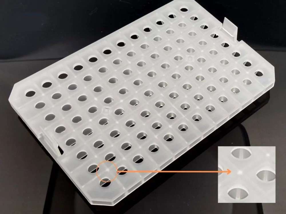 Air bubbles in plastic part